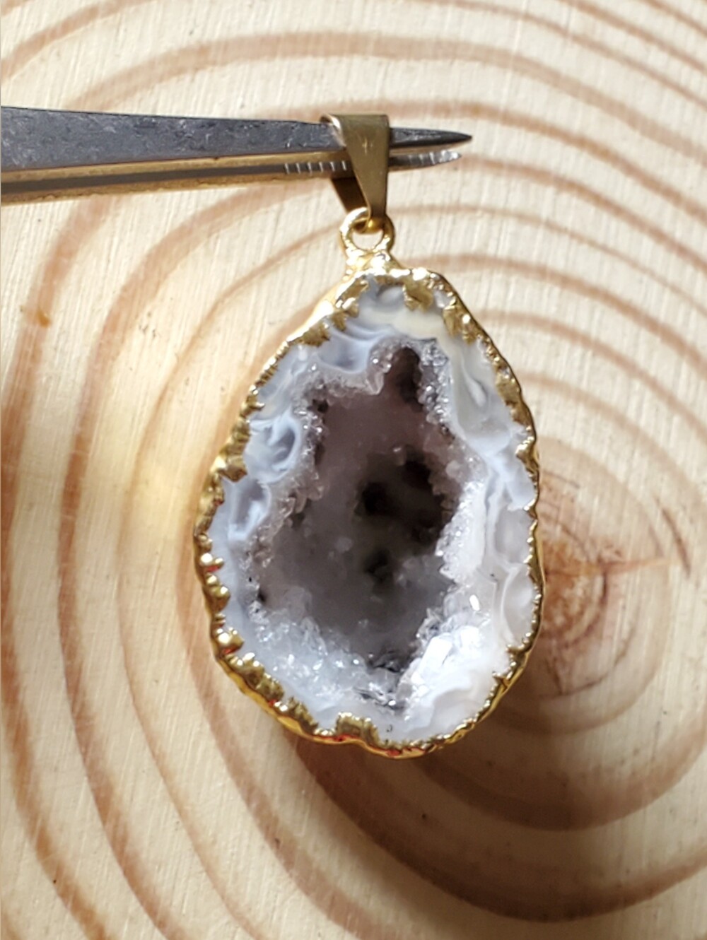 Vtg. White Agate Druzy Geode Pendant